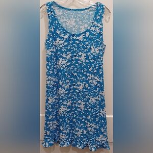 Draper James S/M Tank dress, Blue Floral, Ruffled Hem, Summer, Cottage Core.